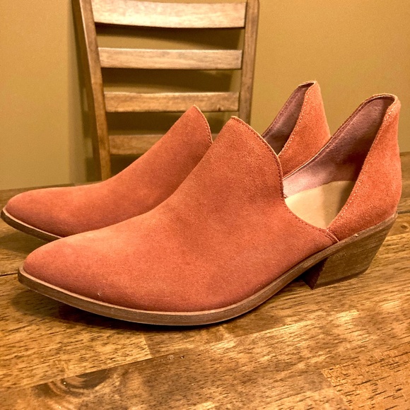 Chinese Laundry boots - Picture 1 of 4